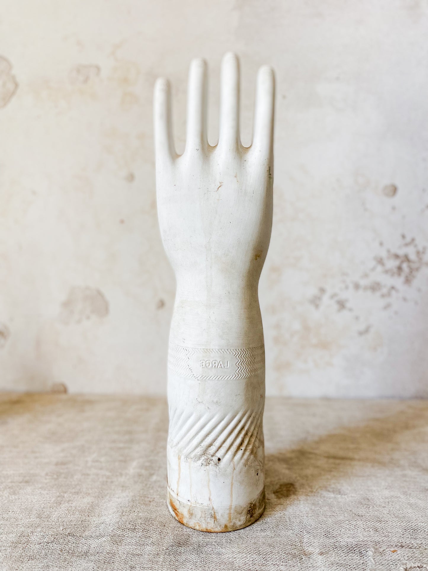 Vintage Ceramic Kitchen Glove Mold
