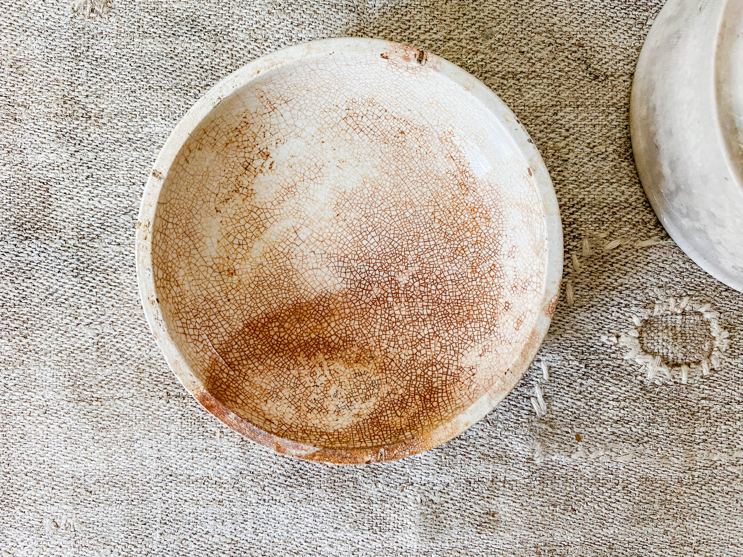 Antique Stained Crazed Large Plain English Chemist Pot & Lid