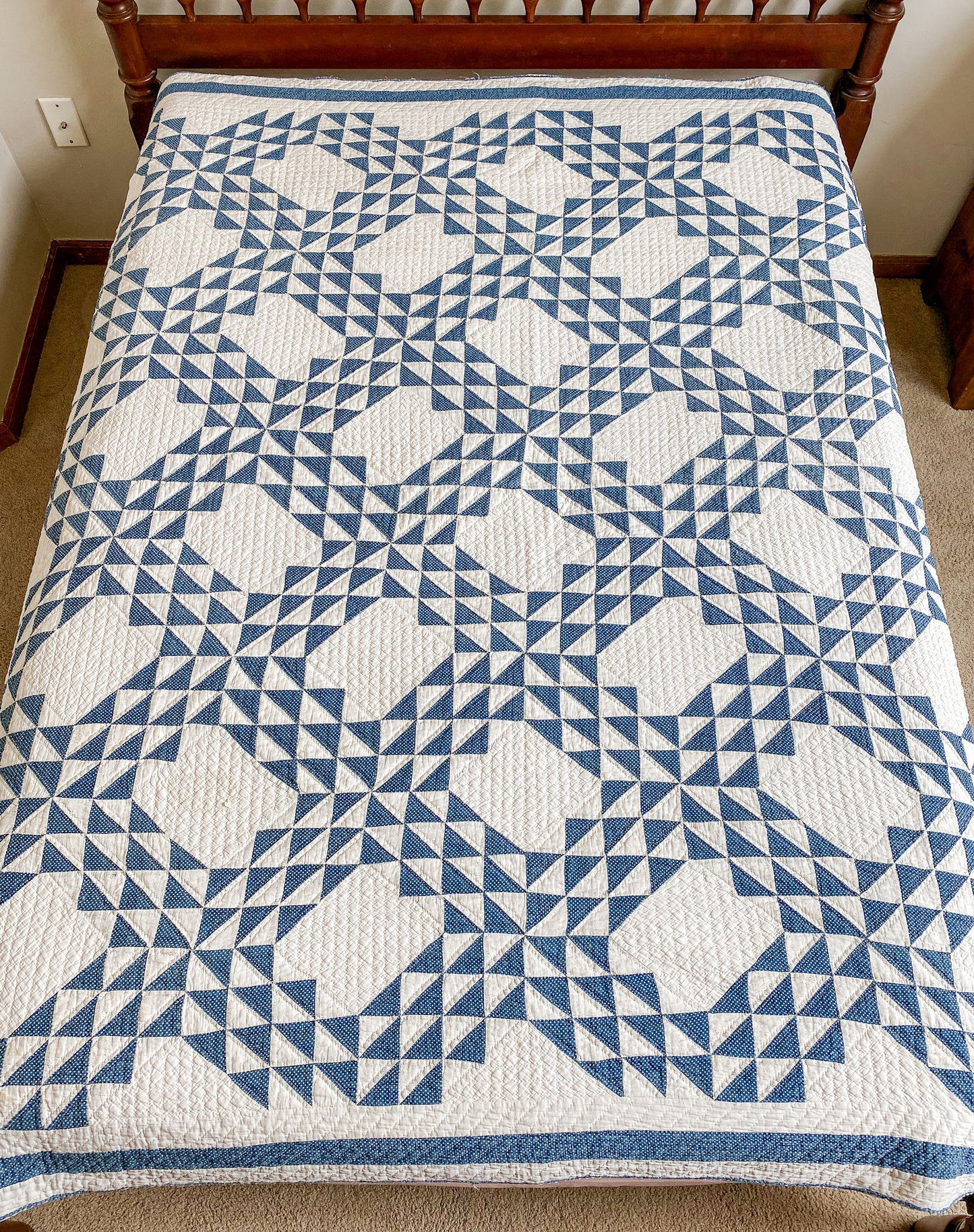 Antique Blue and White Ocean Wave Quilt, c1910