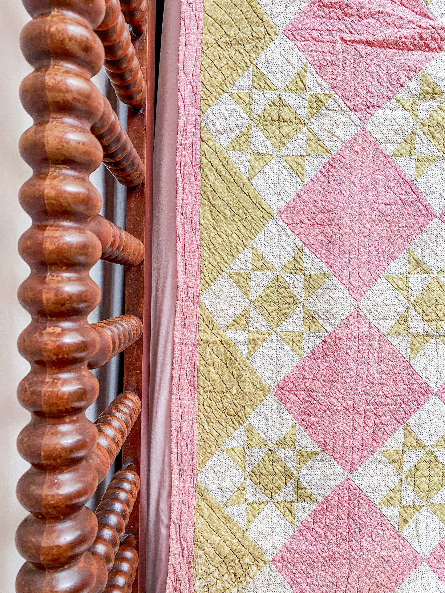 Antique Pink & Green Ohio Star Quilt