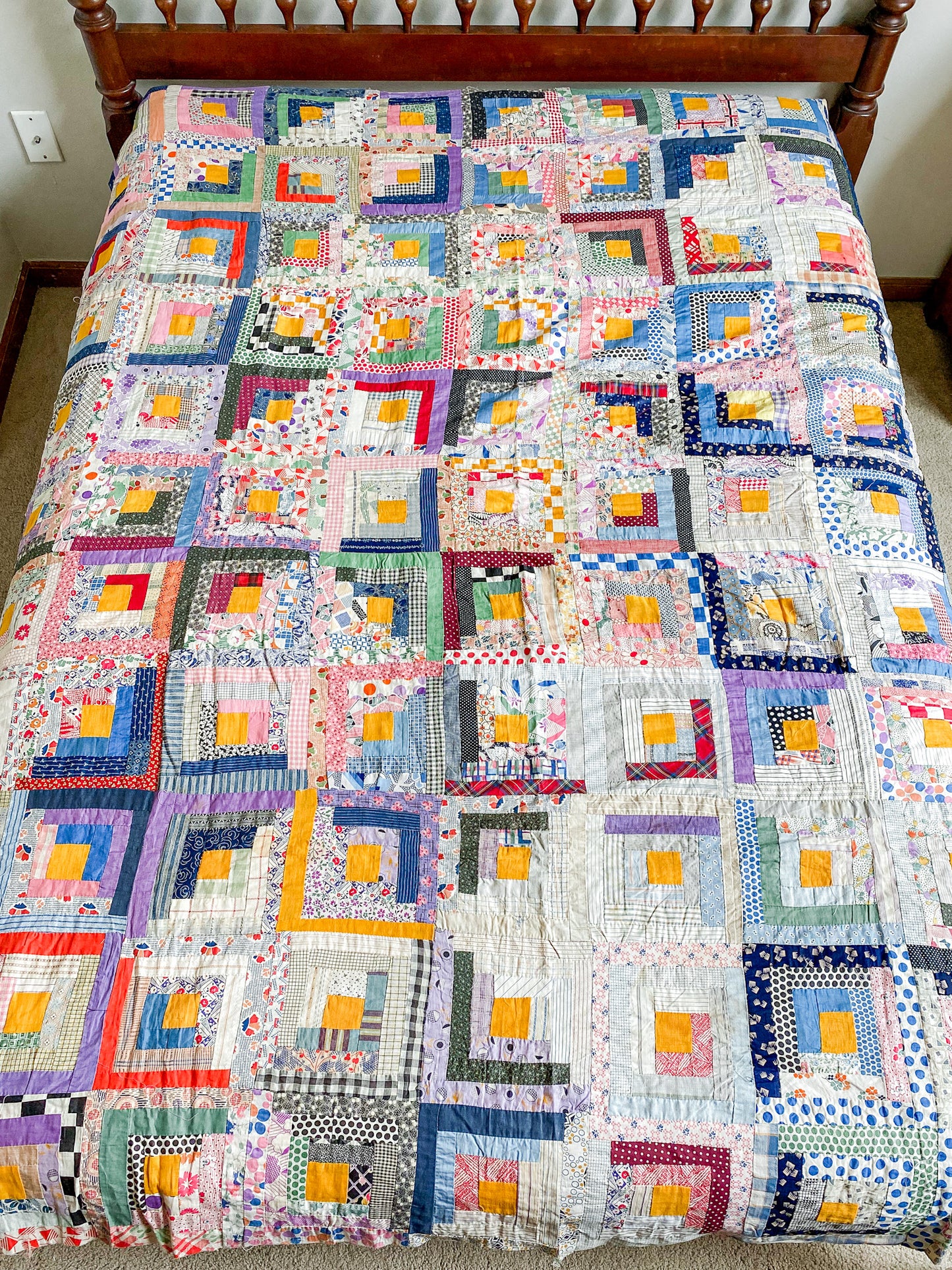 Vintage Log Cabin Quilt TOP, c1930