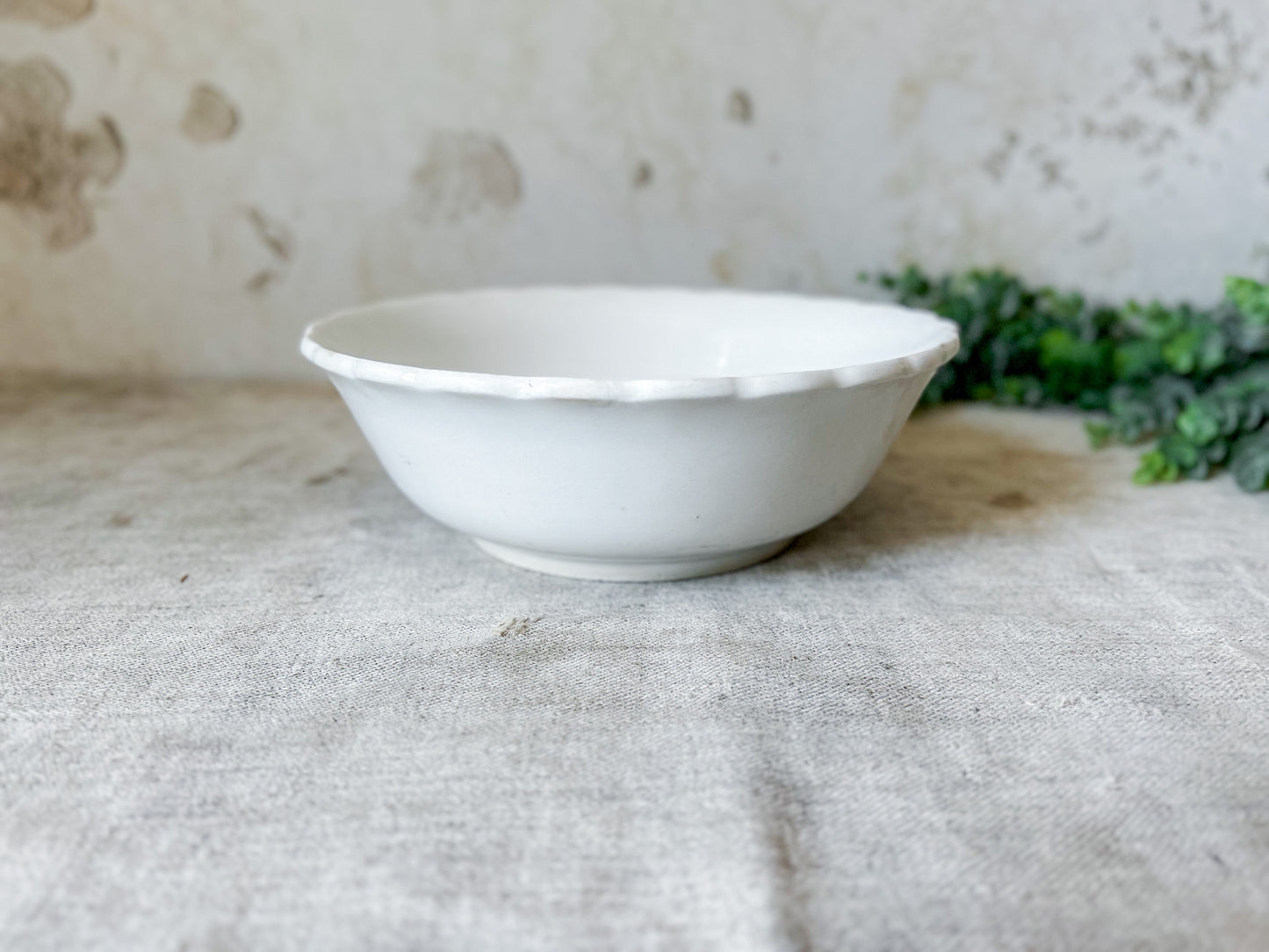 Homer Laughlin 10" Scalloped Ironstone Bowl