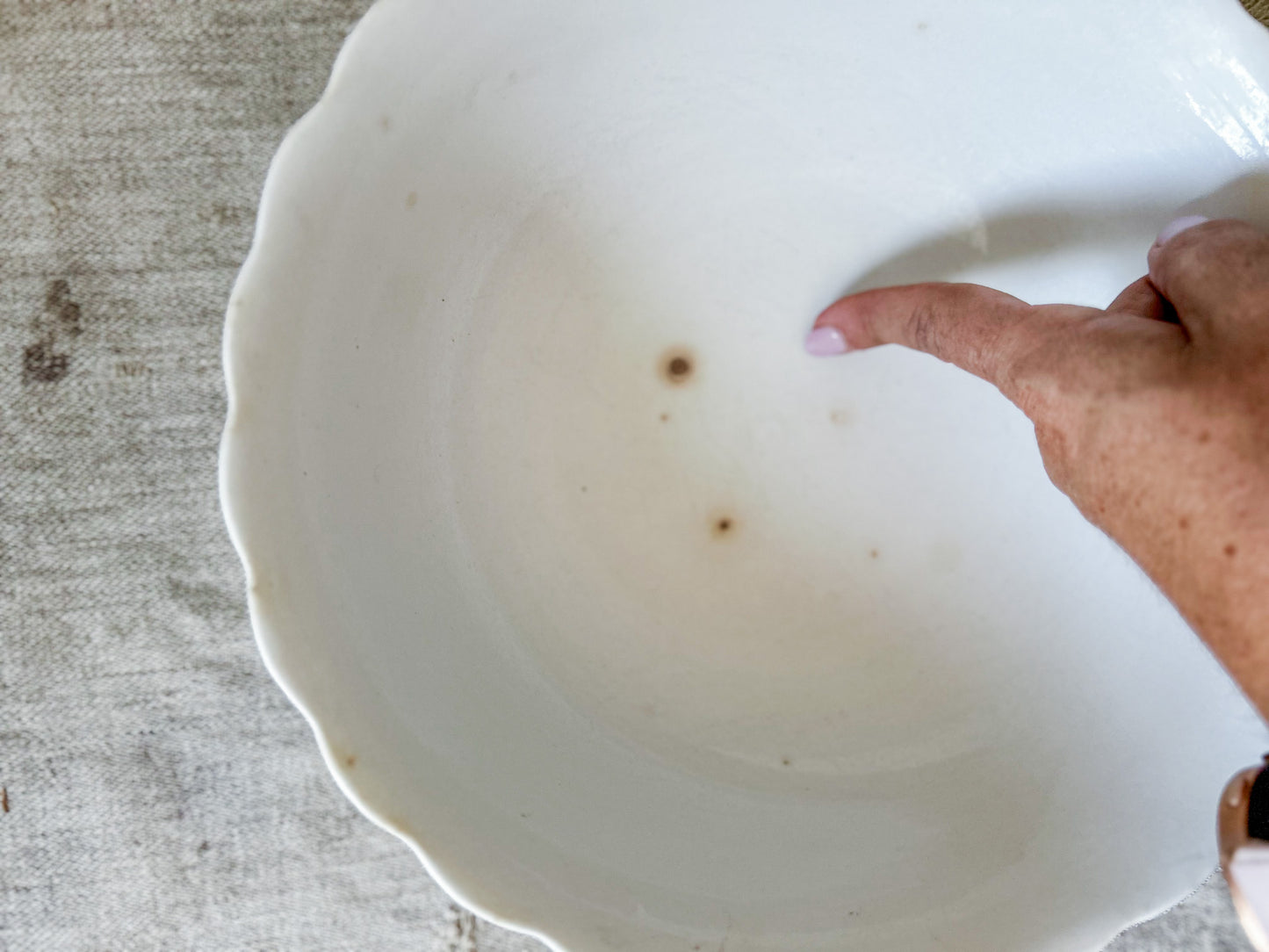 Homer Laughlin 10" Scalloped Ironstone Bowl