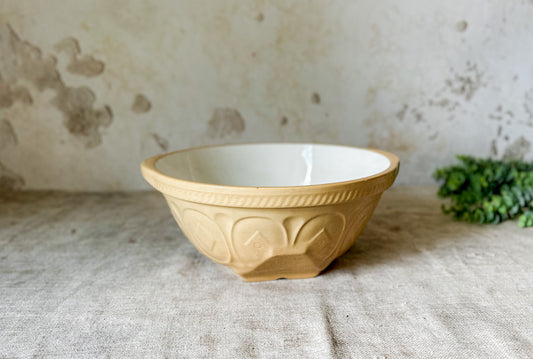 Vintage T.G. Green's Gripstand 11" Mixing Bowl, c1970