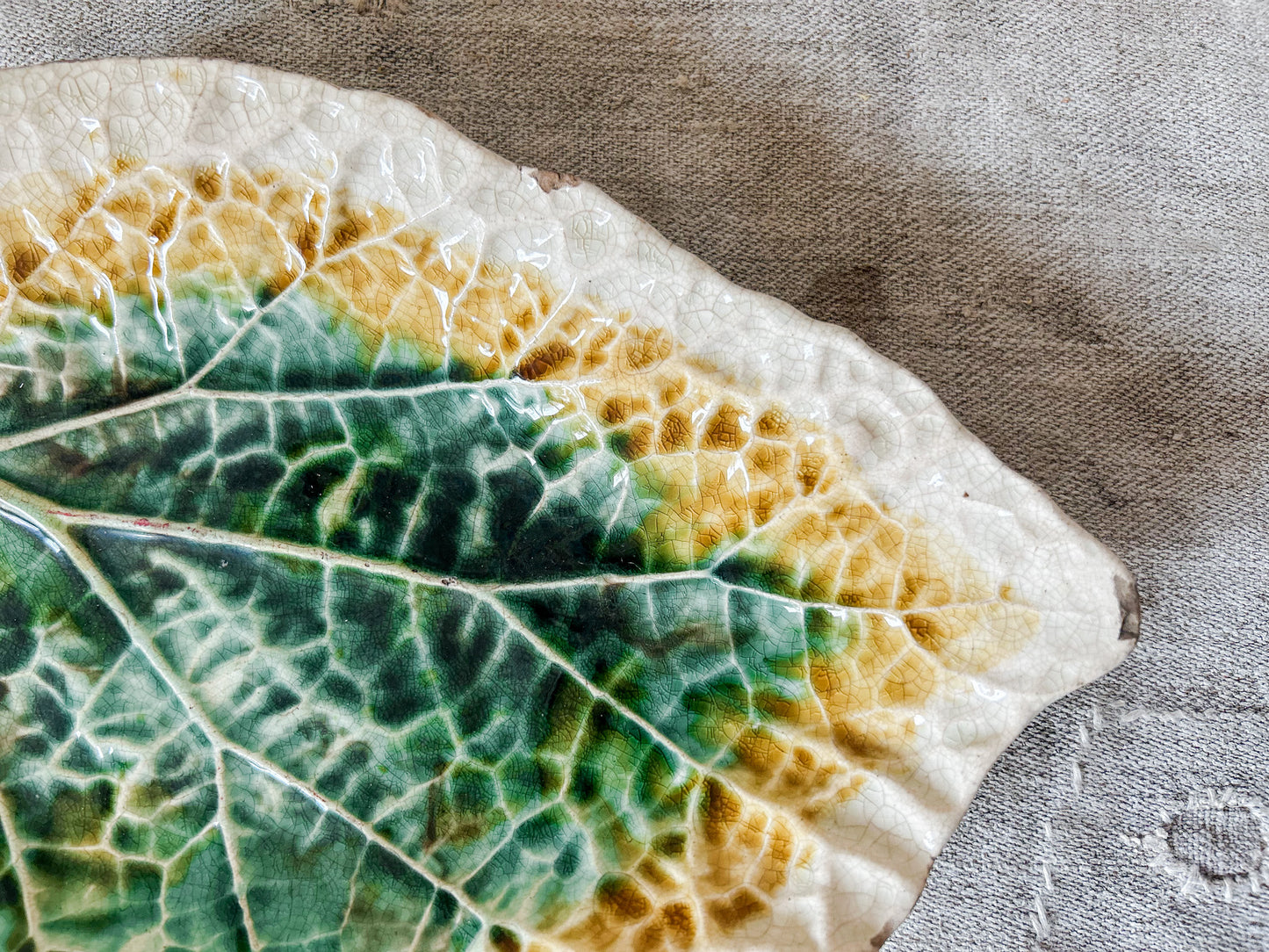 Green Yellow Unmarked Majolica Begonia Leaf 11" Dish, c1880