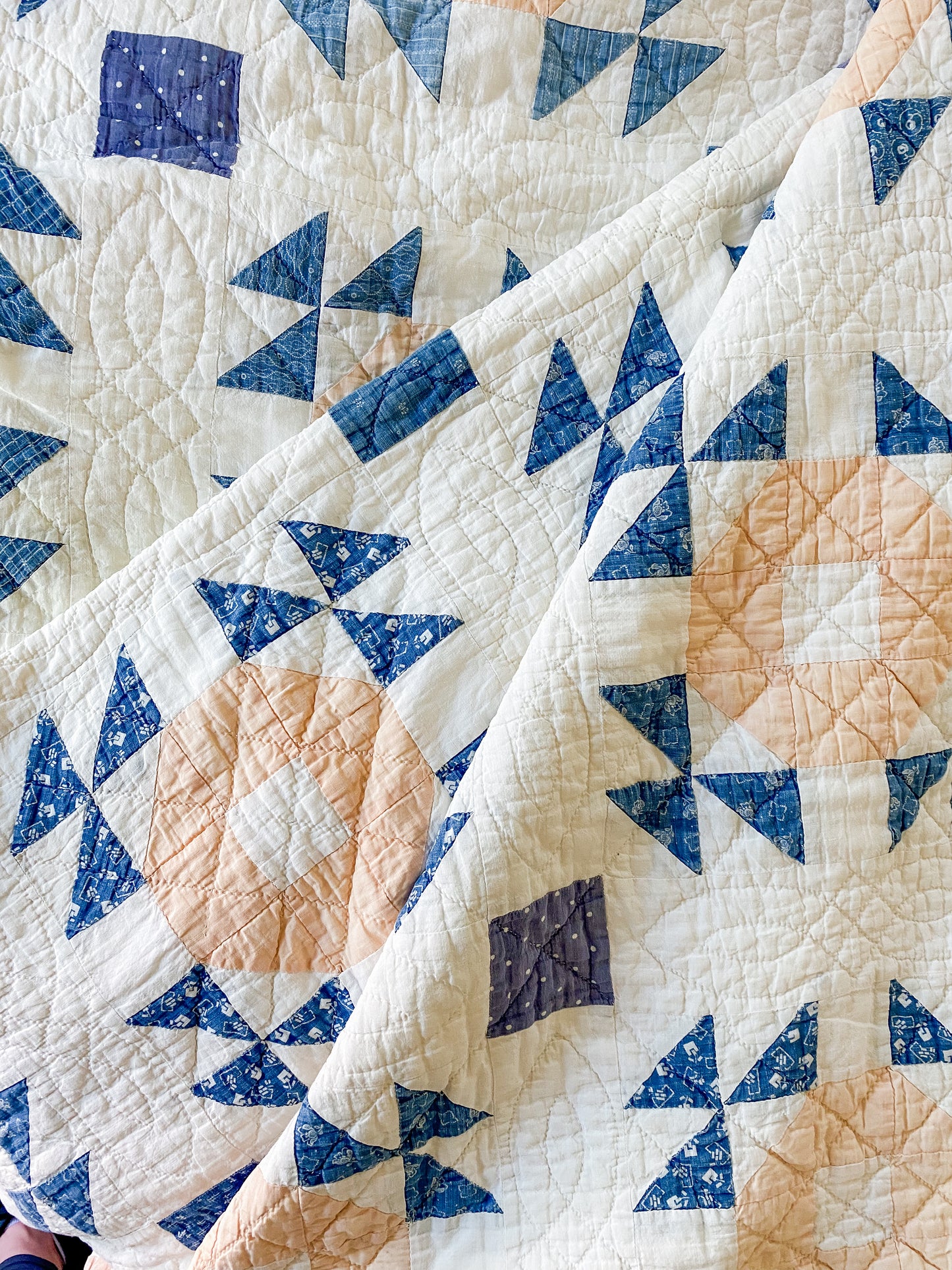Vintage Blue and Peach Crown of Thorns Quilt, c1930s