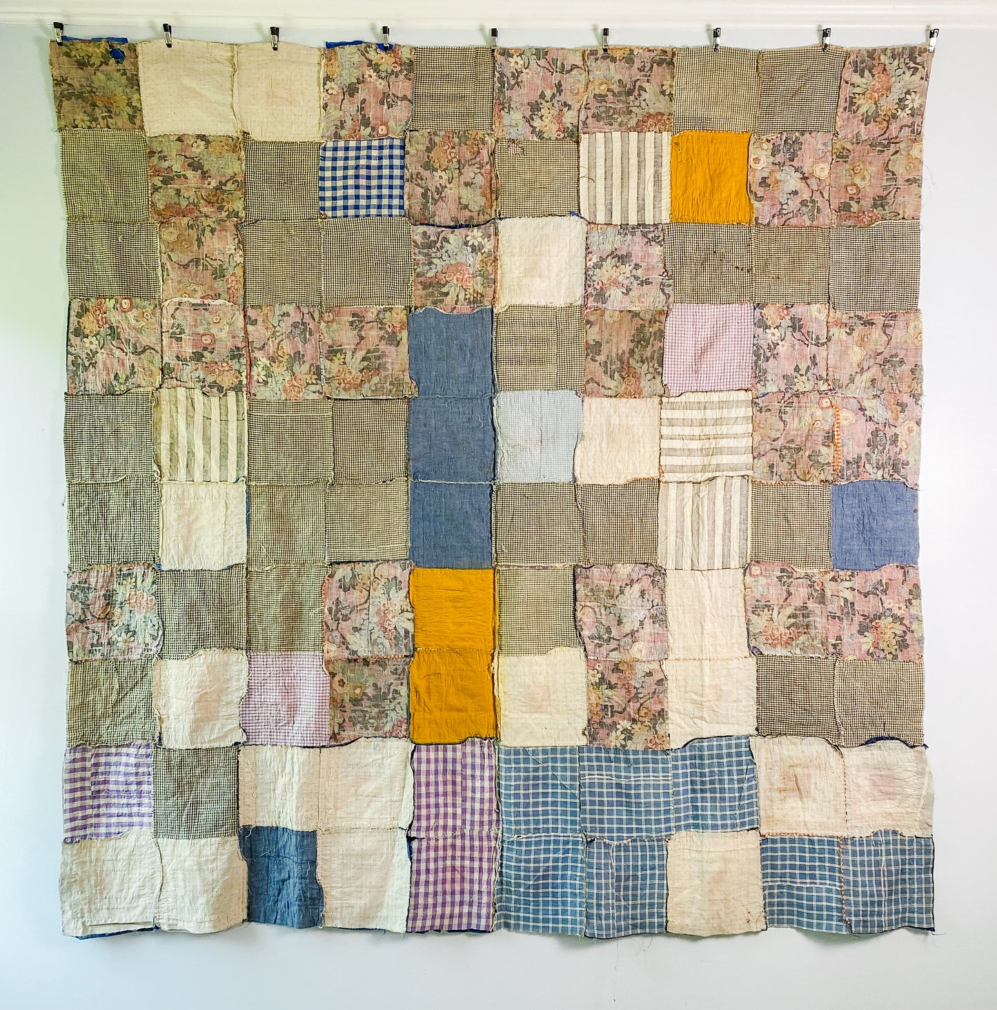 Vintage Log Cabin Quilt TOP