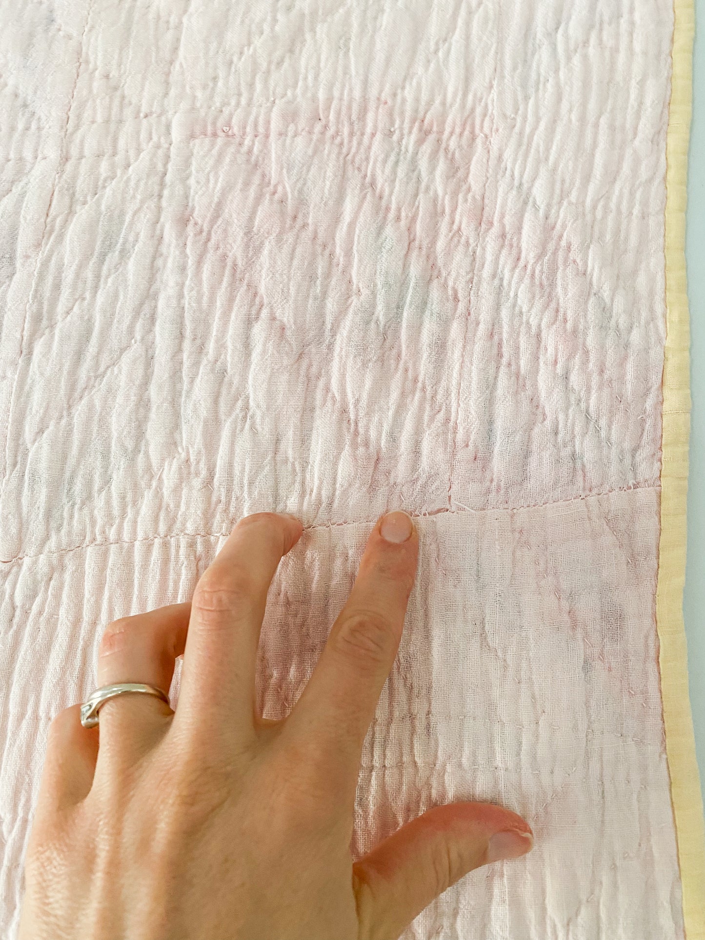 Vintage Scrappy Ocean Waves Quilt with Yellow Setting Blocks, c1950