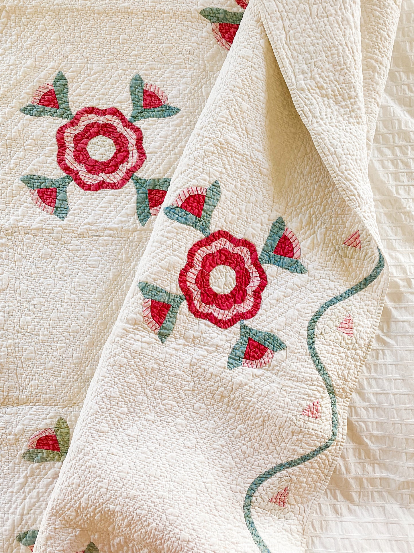 Antique Red and Overdye Green California Rose Applique Quilt c1880s, 90" x 67"