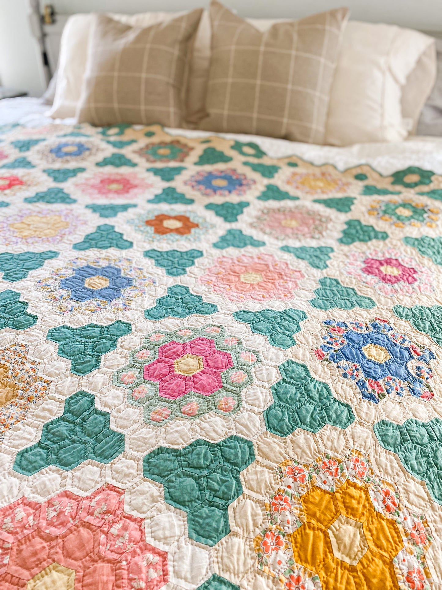 Vintage Green and Tan Grandmother's Flower Garden Quilt with Matching Runner, c1930s