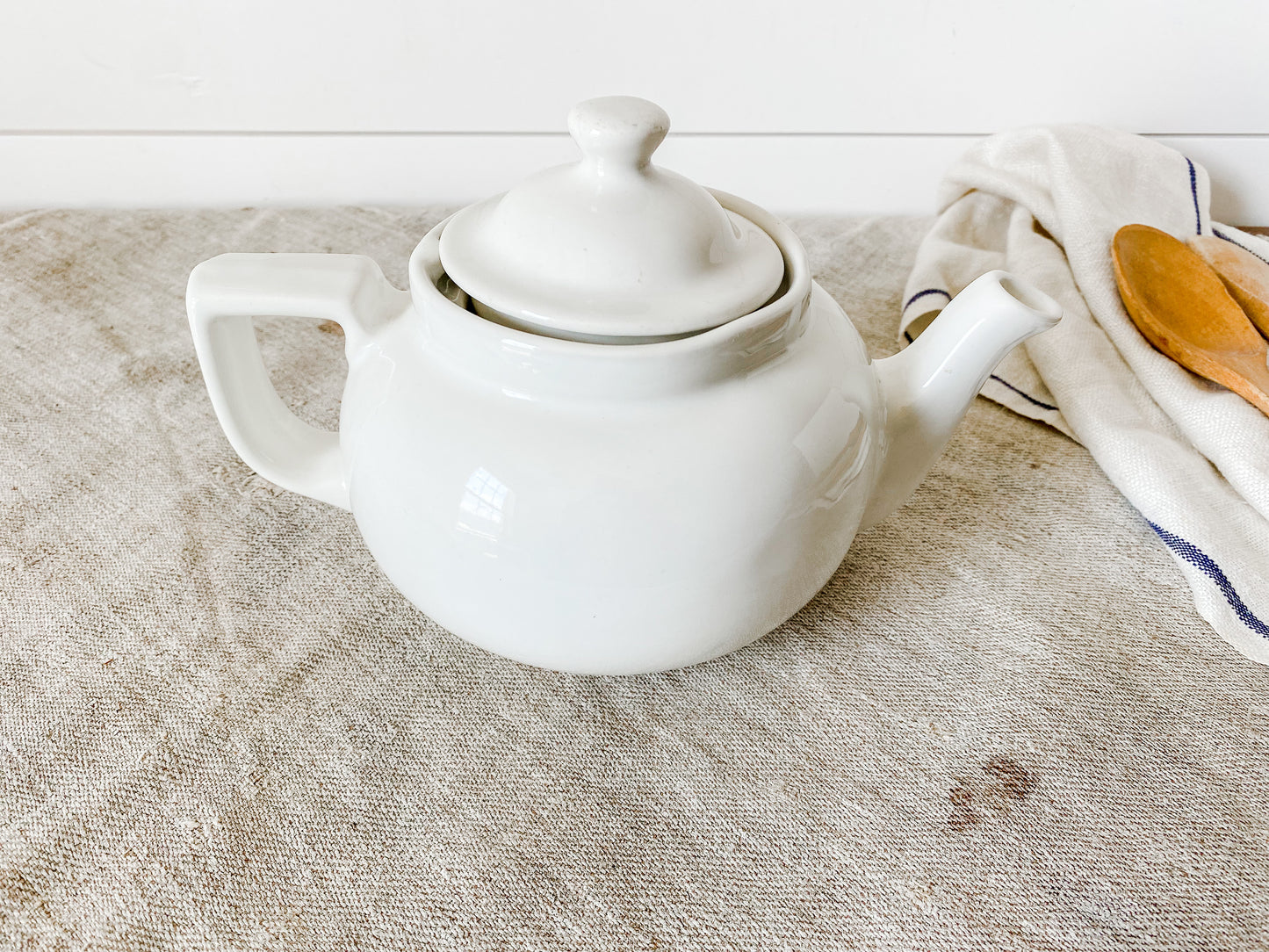 Vintage Heavy White Ceramic Teapot | Simple Cottage Farmhouse Kitchen