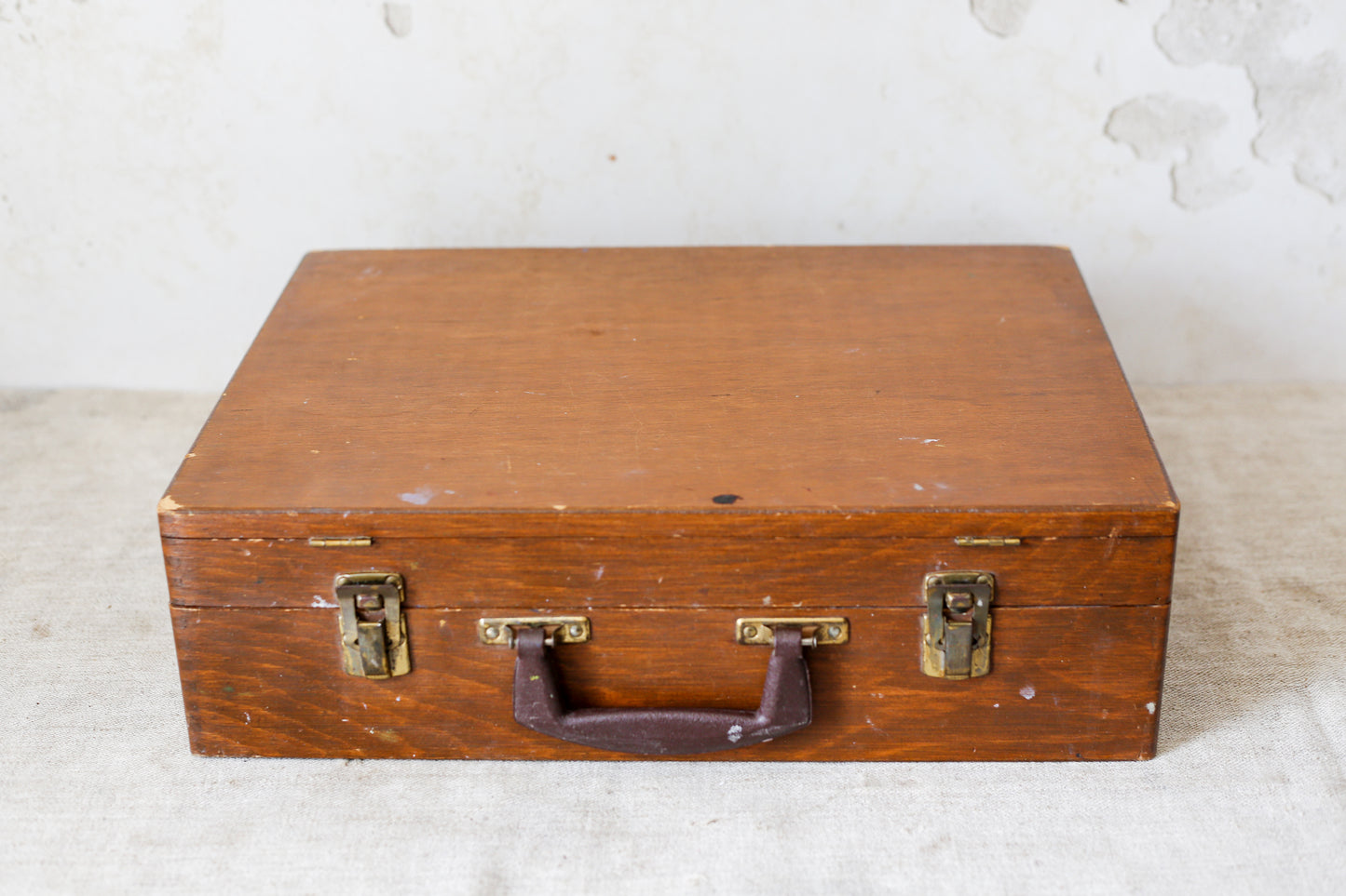 Vintage Wooden Artist's Sketch Box with 3 Palettes