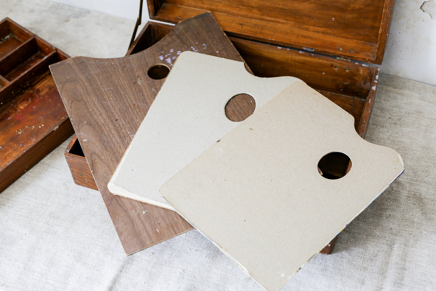 Vintage Wooden Artist's Sketch Box with 3 Palettes
