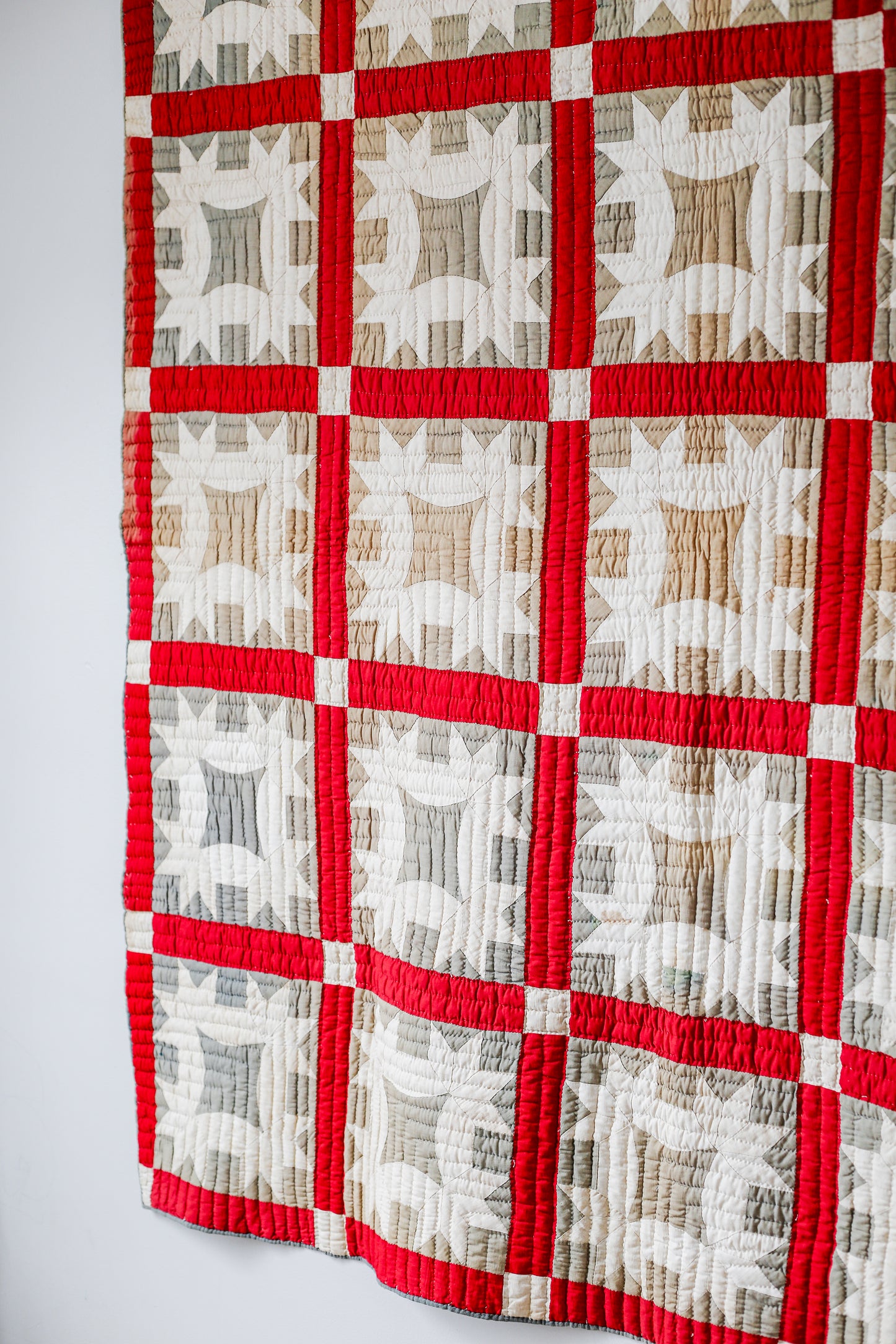 All Hands Round Vegetable Dyed Green and Turkey Red Quilt, c1880