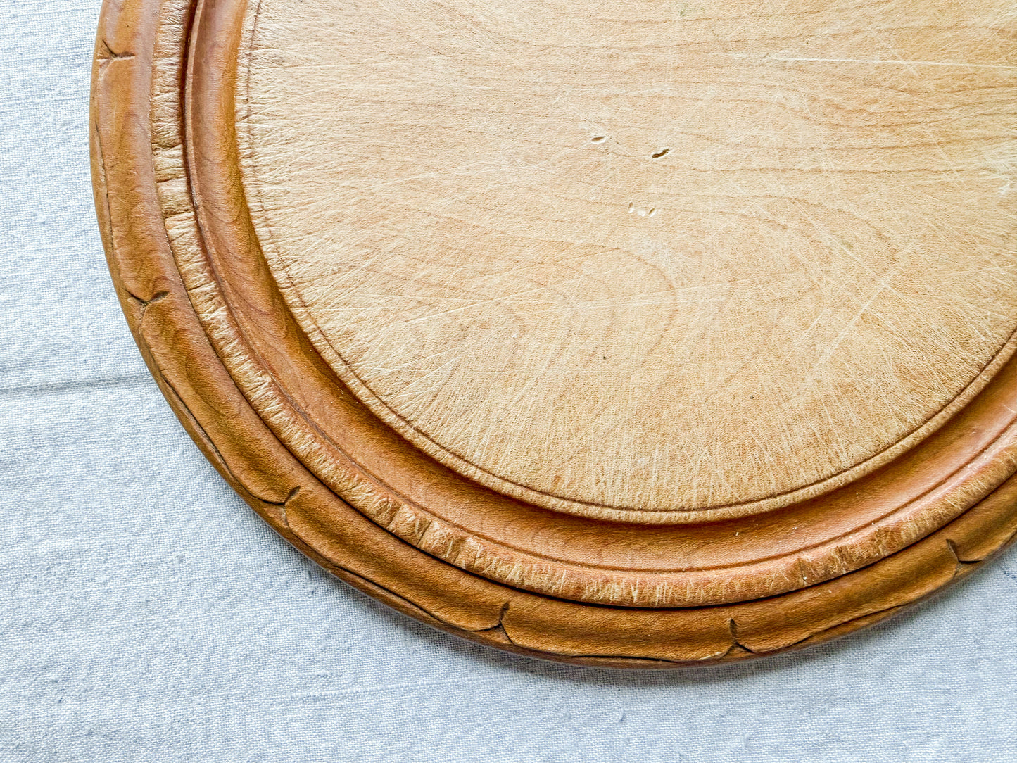 Scalloped Carved English Bread Board, c1920