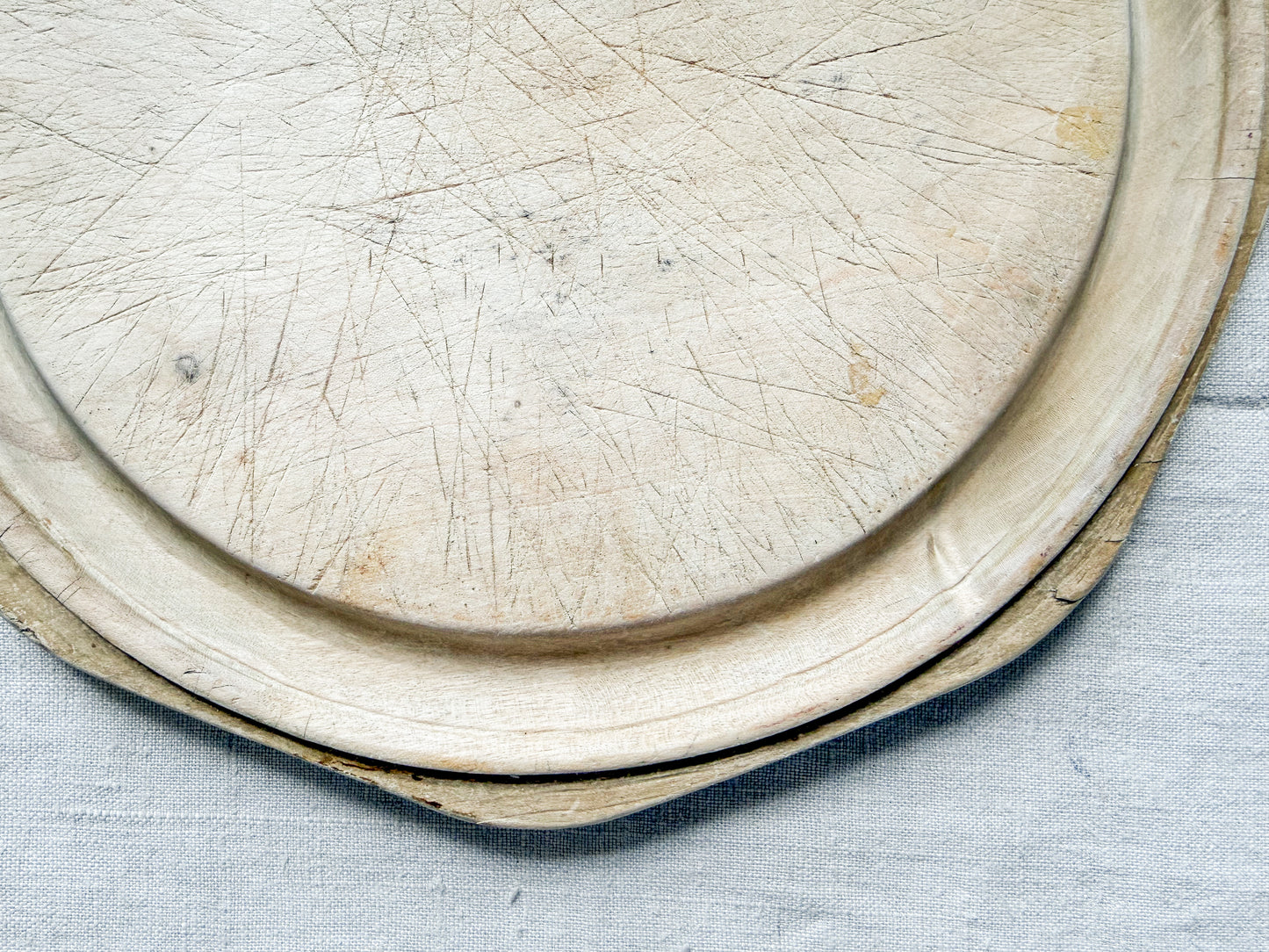 Hexagonal Carved Light Tone English Bread Board