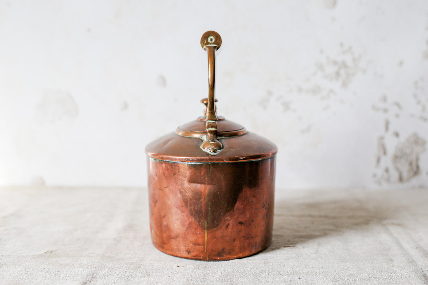 Army & Navy Cooperative Society Ltd. English Oval Copper Kettle, c1900