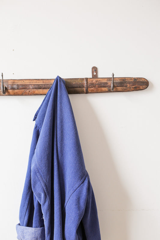 Rustic Wooden Wall Rack with 4 Wrought Iron Hooks