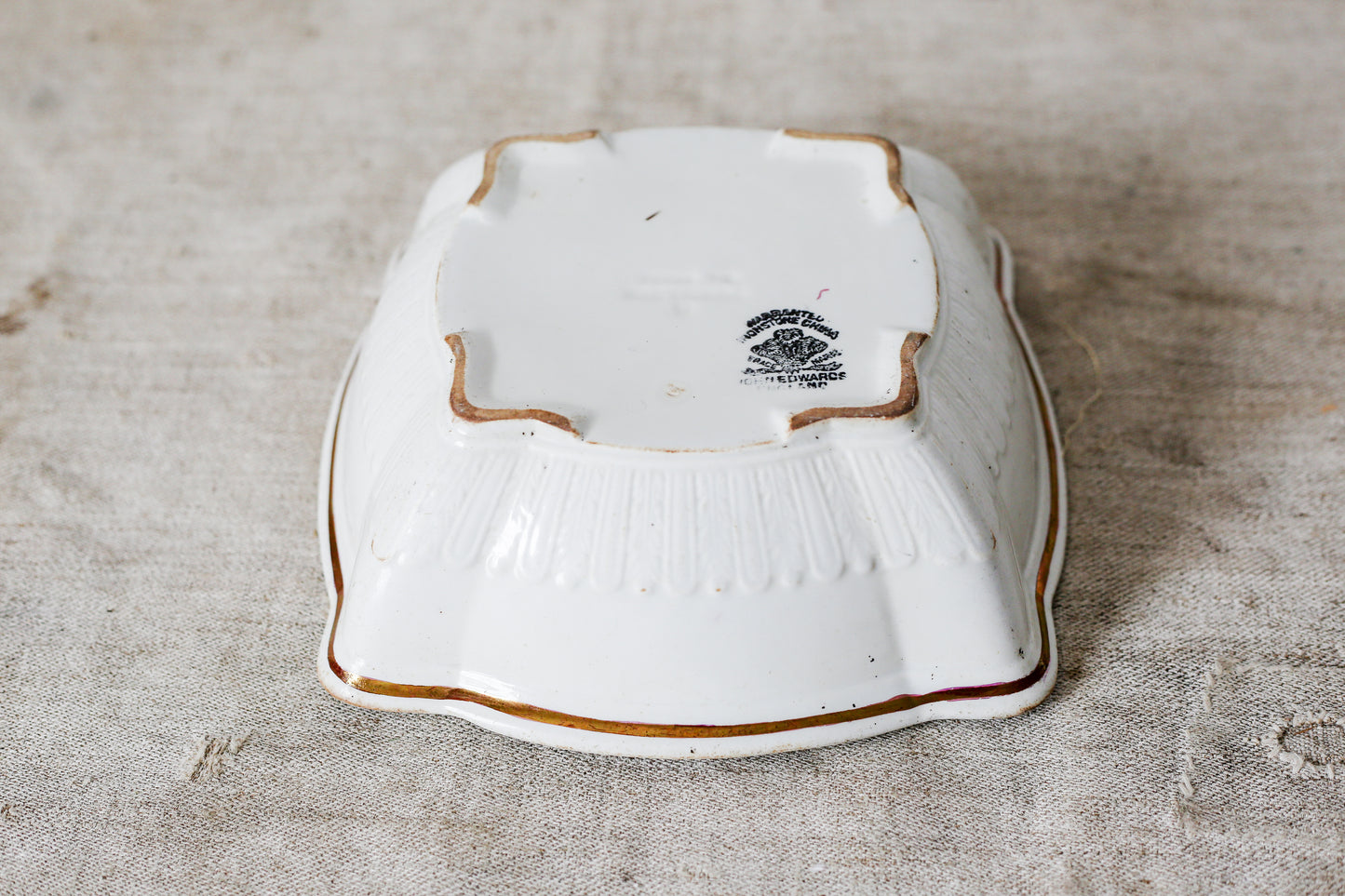 Scalloped Square Feathered Ironstone Dish with Copper Tea Leaf Decoration, c1890