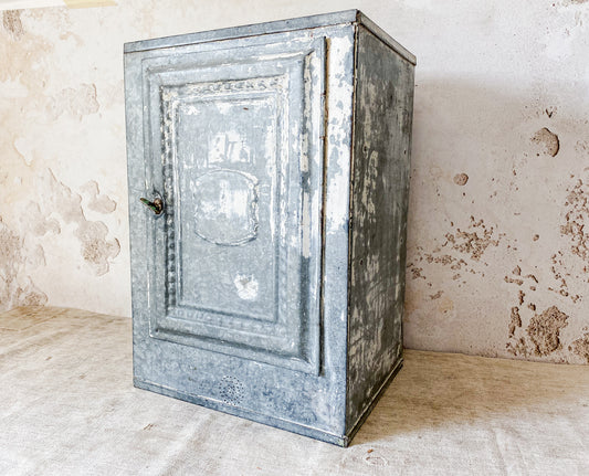 Vintage Chippy Galvanized Metal Cake Safe