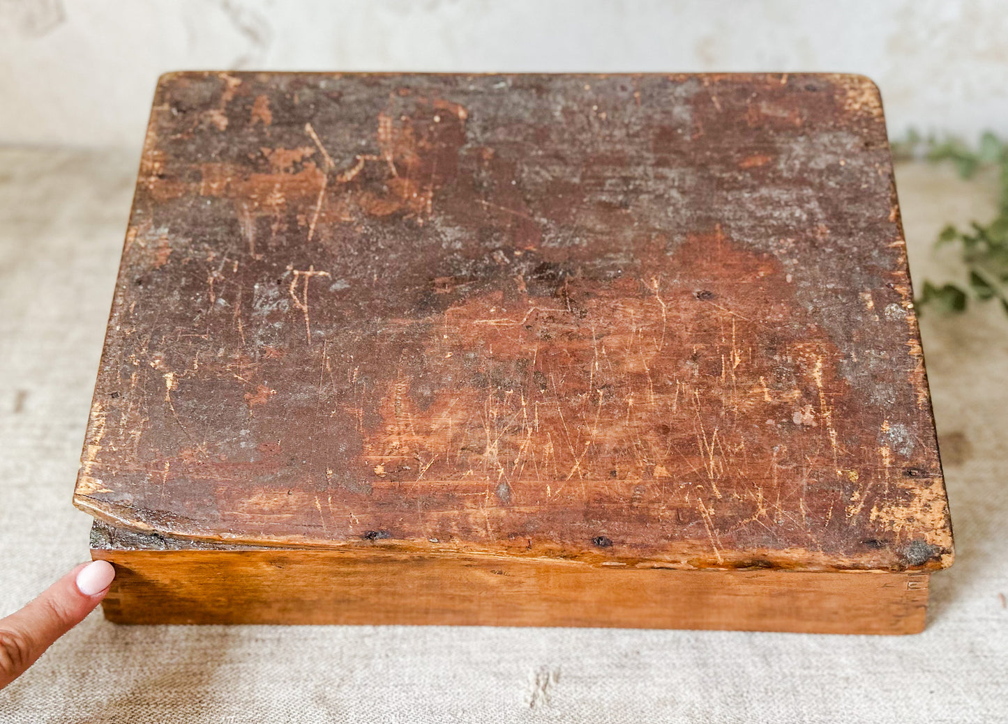 Antique Canted Dove-Tailed Primitive Utensil Caddy