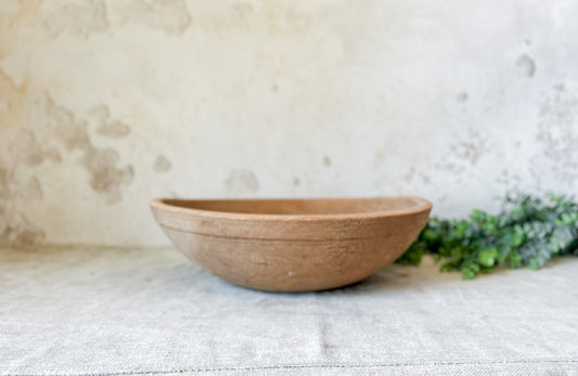 Primitive 15" Wooden Dough Bowl