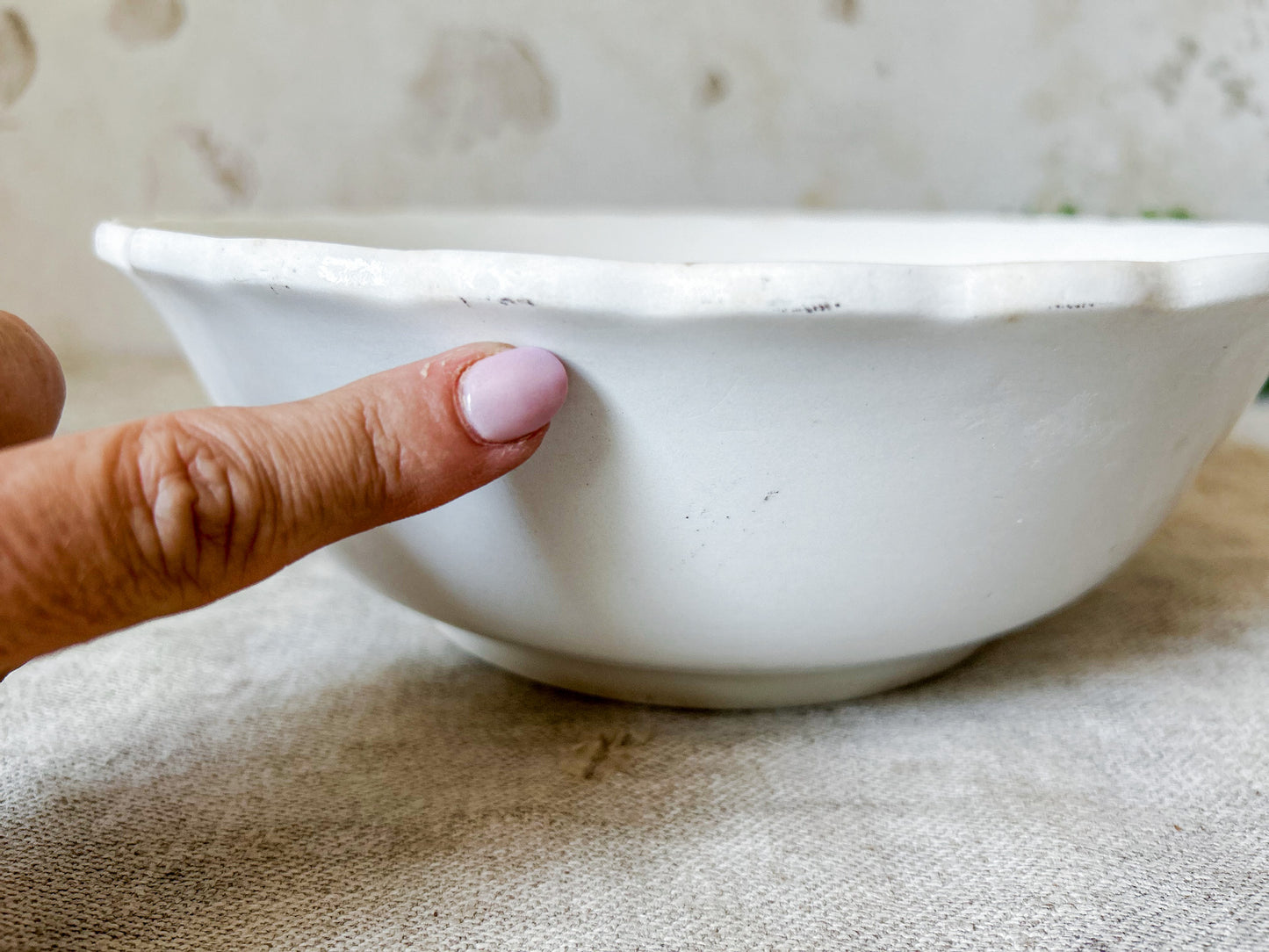 Homer Laughlin 10" Scalloped Ironstone Bowl