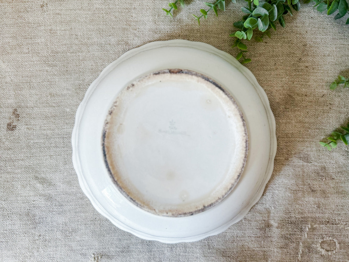 Homer Laughlin 10" Scalloped Ironstone Bowl