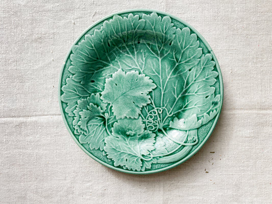 19th Century Majolica Green Cabbage Leaf 9" Plate