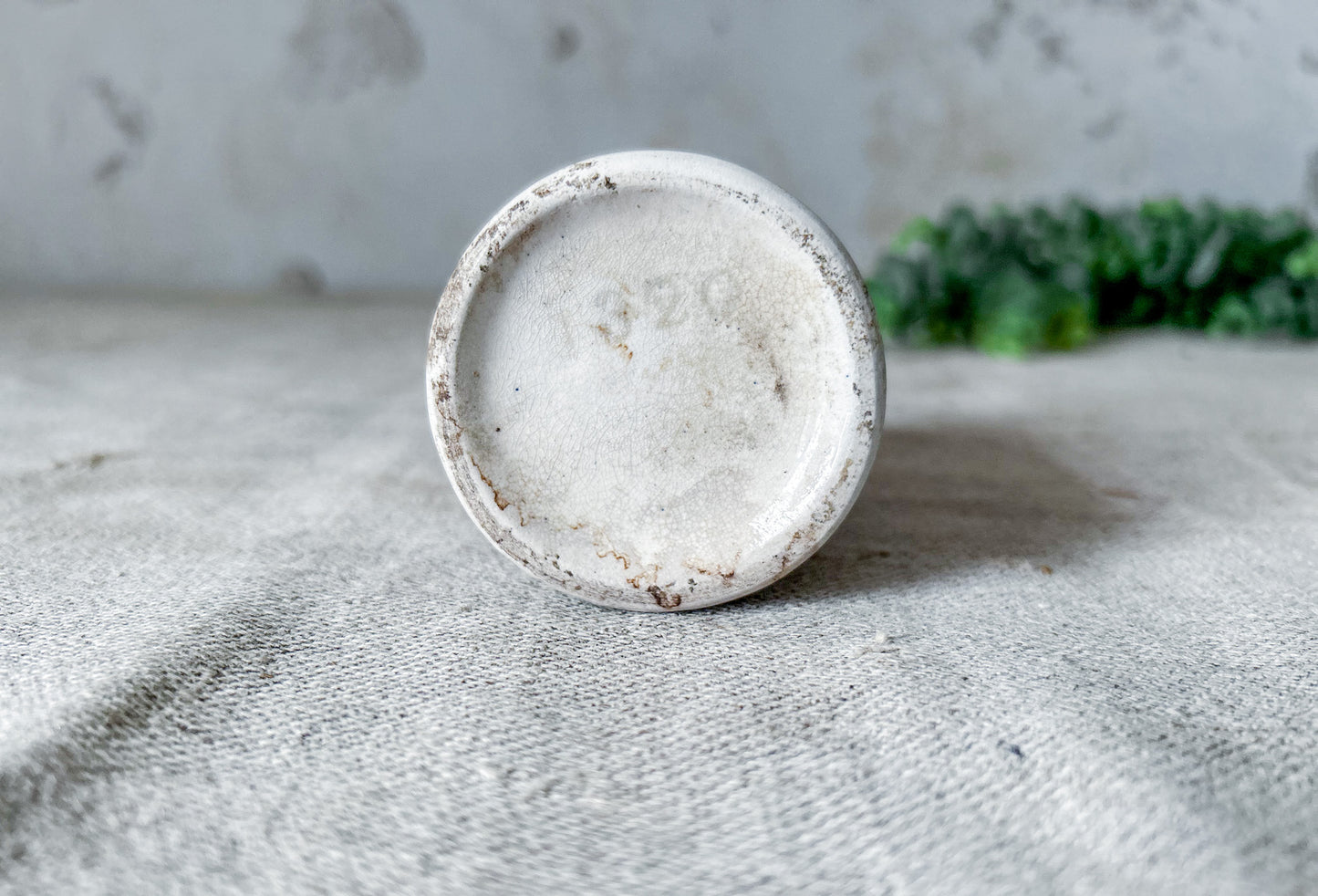 Antique Boot's Confection of Senna Jar