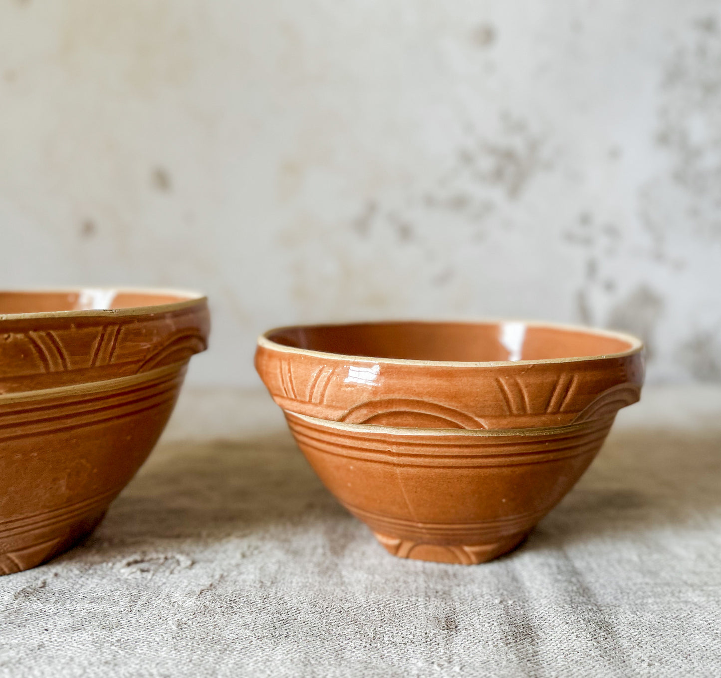 Watt Pottery Arcs Pumpkin Orange Stoneware Mixing Bowl Set of 4, c1940