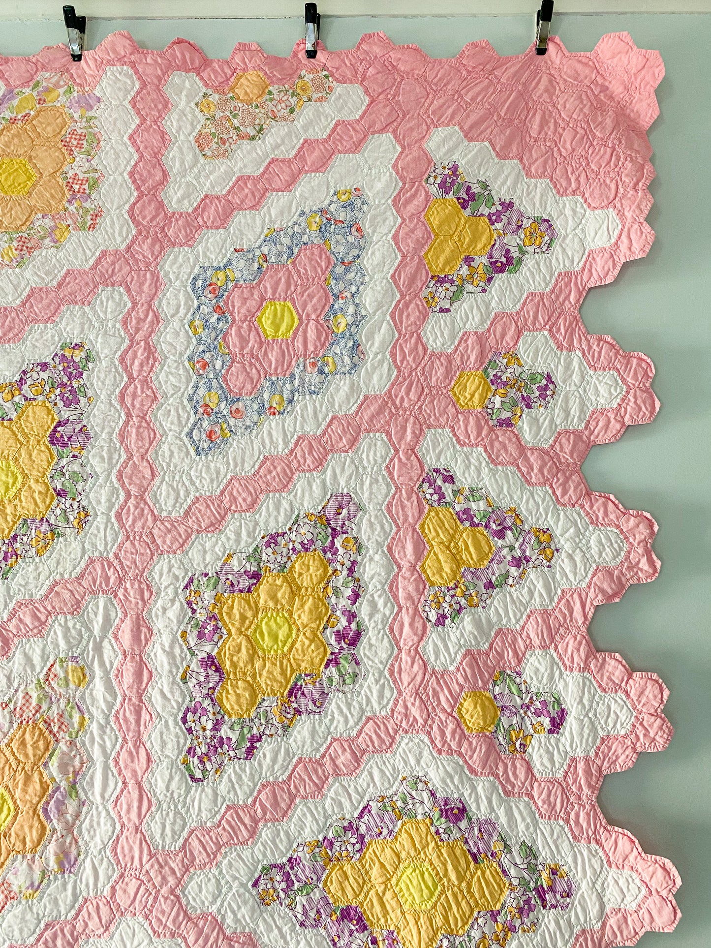 Vintage Radiating Diamond Fields Pink Quilt, c1930