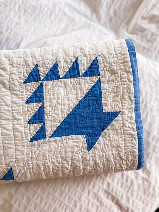 Vintage Blue and White Basket Quilt, c1930