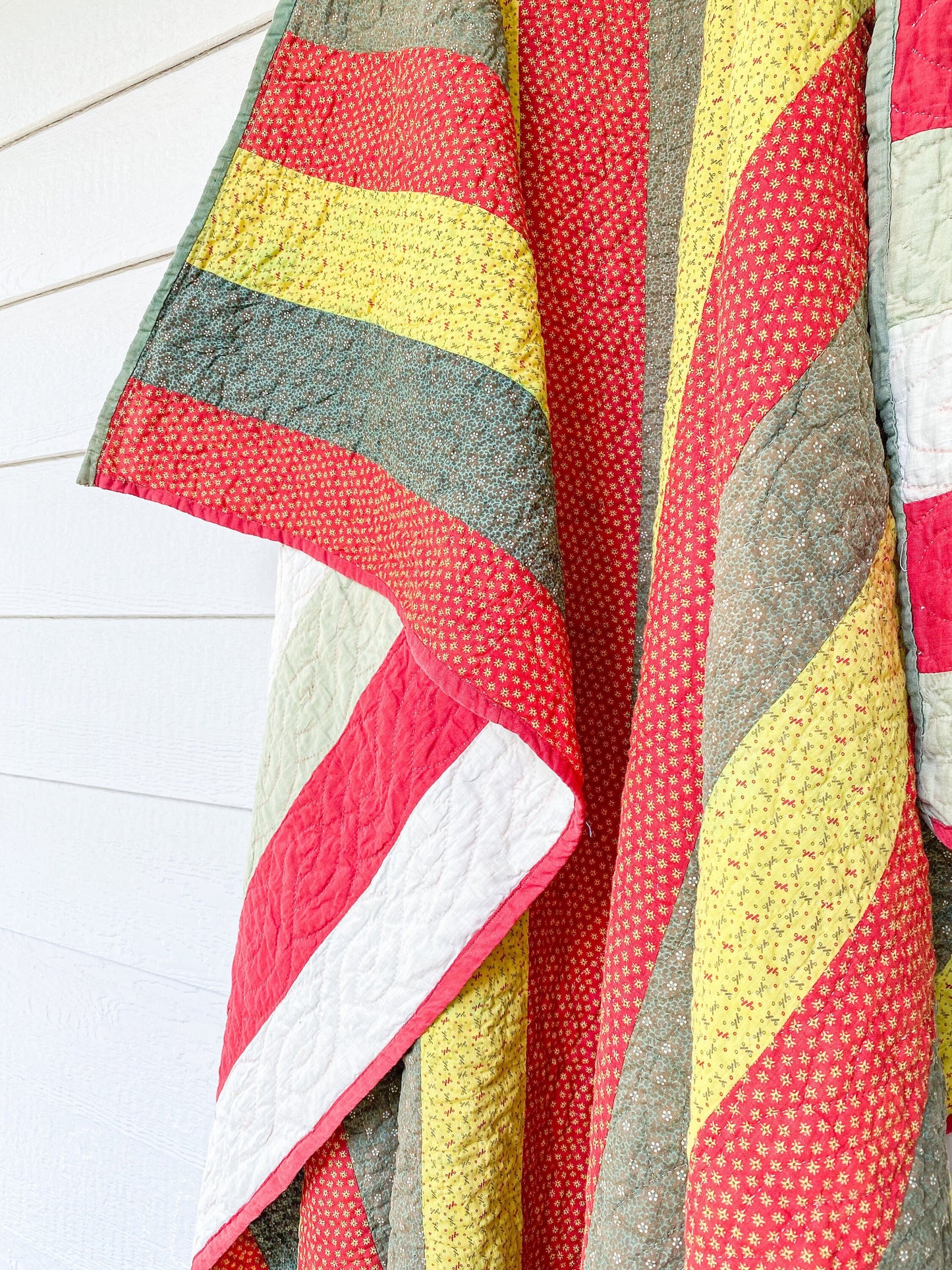 Vintage Reversible Brown Yellow Red and Green Bar Quilt, 84" x 72"